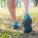 Mennyit és hogyan sétálj naponta: életmódbeli trükkök, amelyek egészségesen tartanak